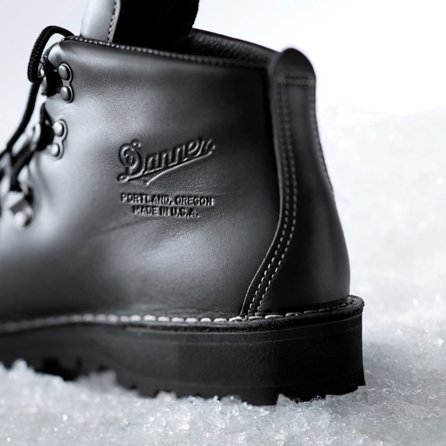 Danner Mountain Light II Black Gore-Tex Hiking Boots