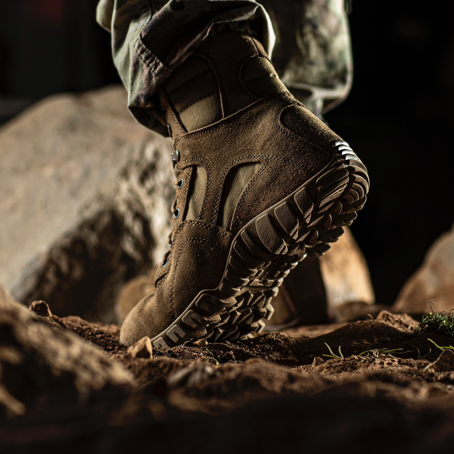 BELLEVILLE KHYBER TR550WPINS / Waterproof 400G Insulated Multi-Terrain Boots
