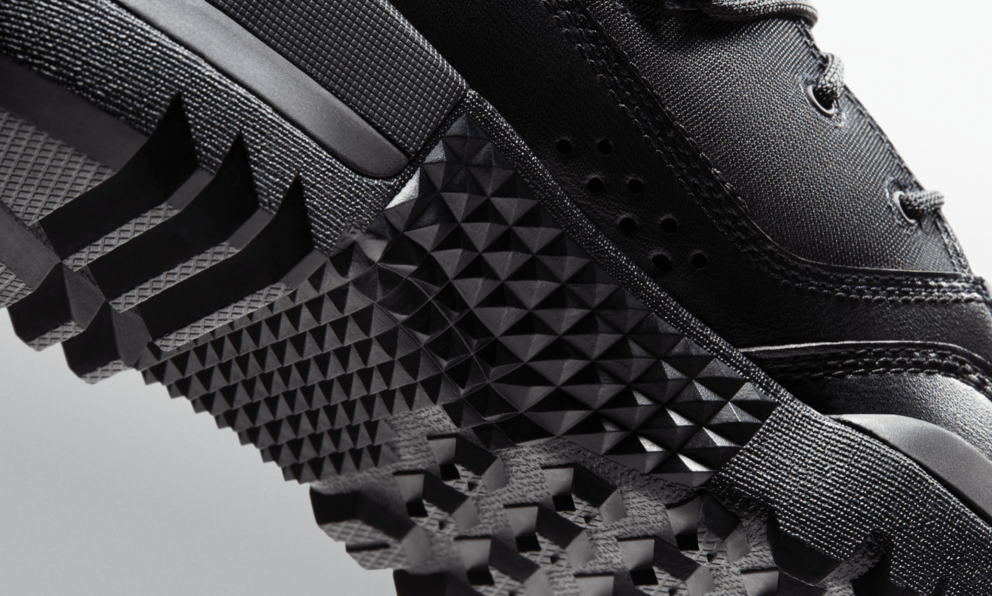 NIKE SFB FIELD 2 8" Black Tactical Boots - CombatFootwear.com
