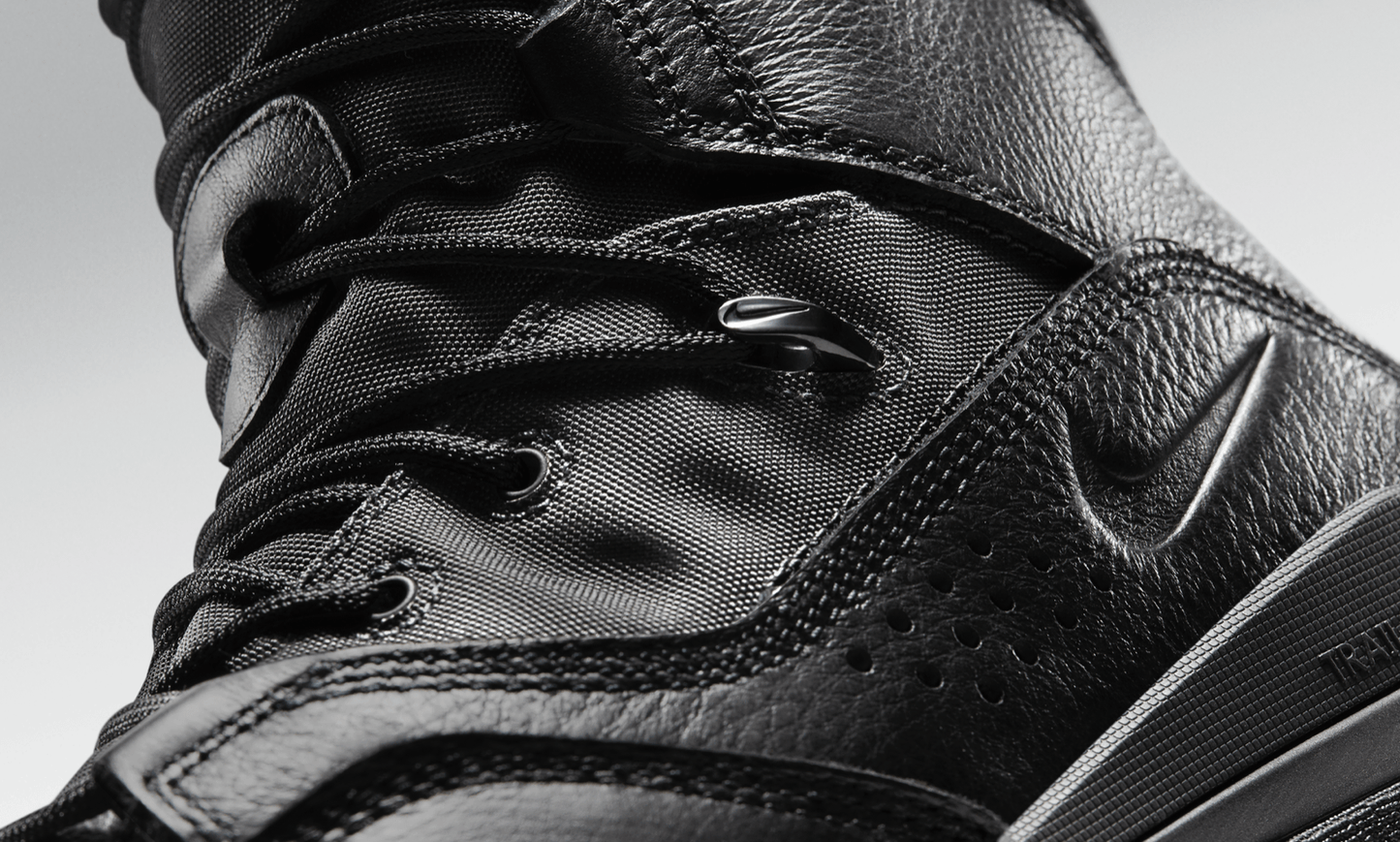 NIKE SFB FIELD 2 8" GORE - TEX Black Tactical Boots - CombatFootwear.com