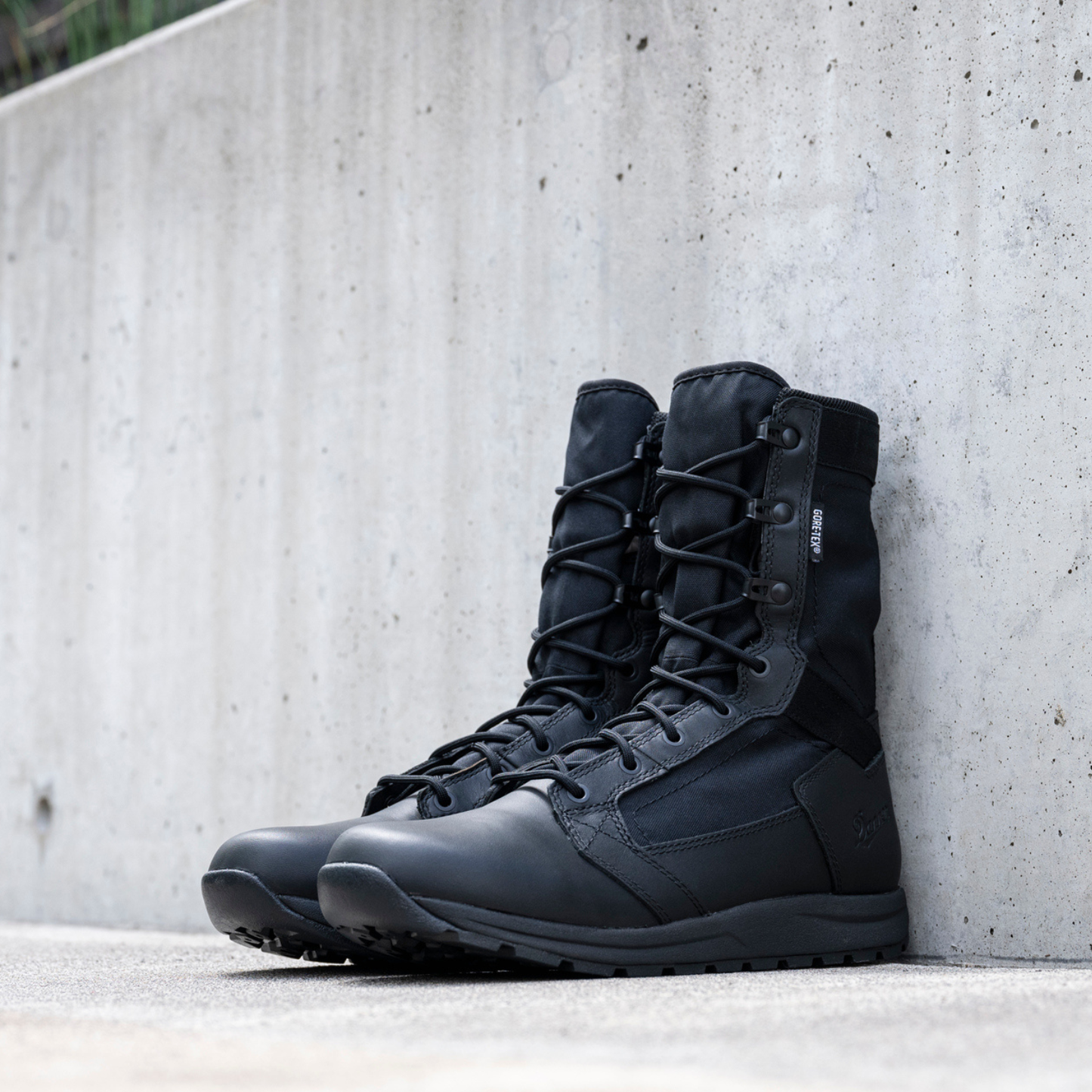 Danner Tachyon GTX 8" Polishable Tactical Boots